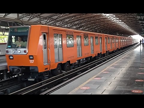 Par de Alsthom MP-68 en Oceania (Línea B) - Metro CDMX