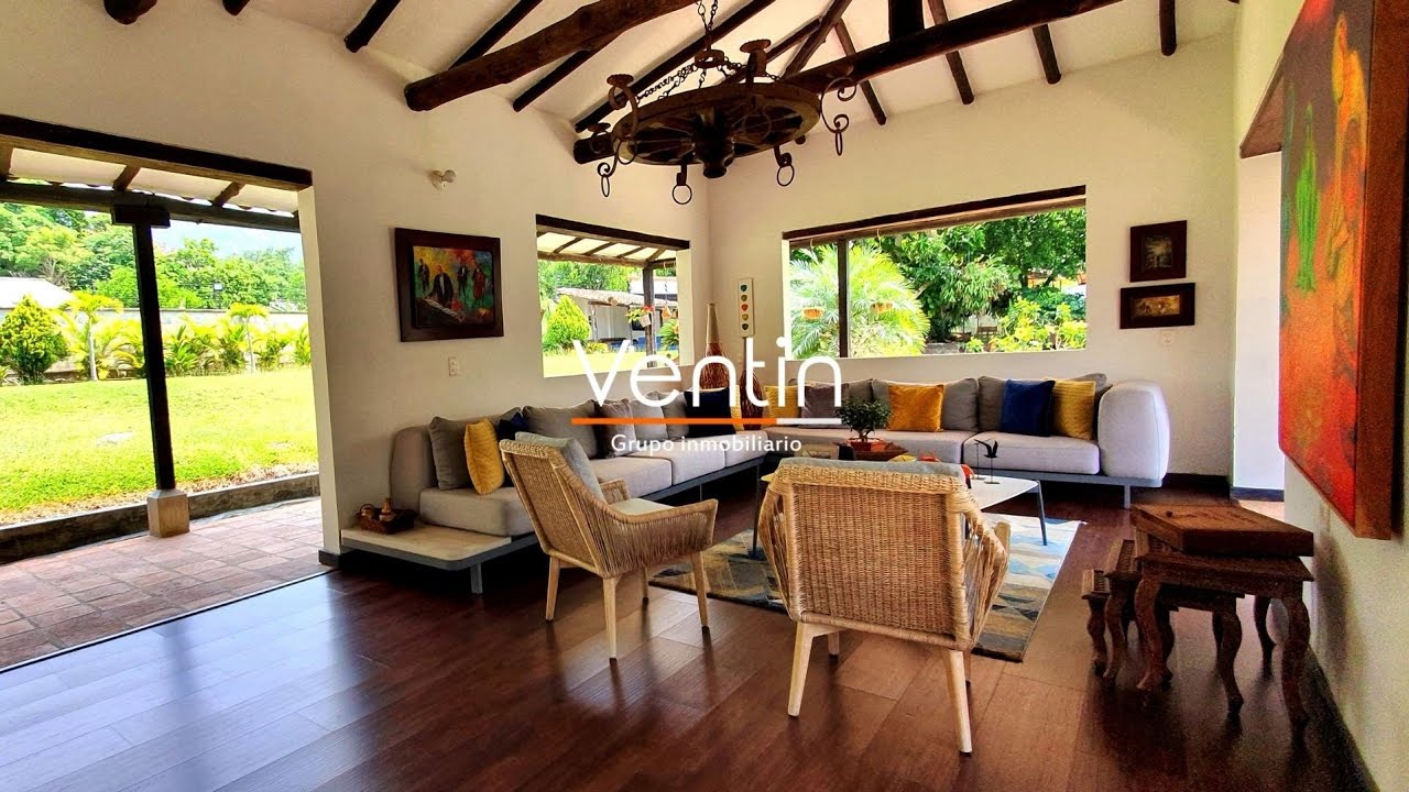 ¿Comprando casa campestre en Bucaramanga tipo Barichara?