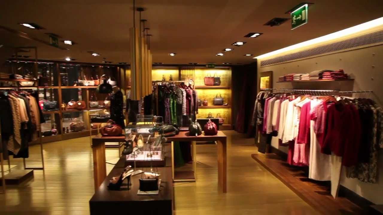 Adolfo Dominguez - Amoreiras Shopping Center