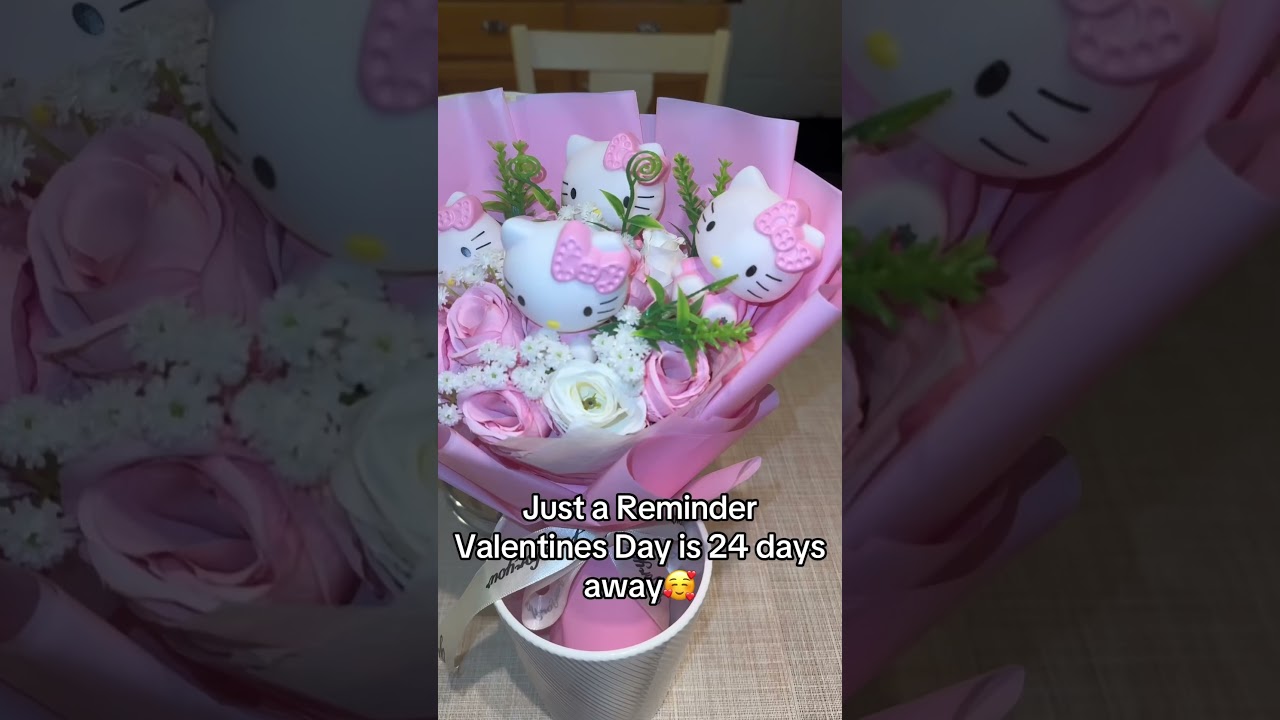 Get this for her🥰 #hellokitty #bouquet #valentinesday #valentinesgiftideas