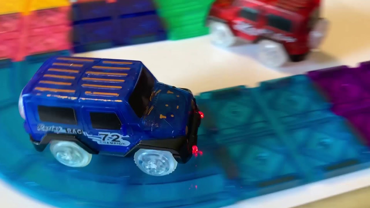 PicassoTiles UNBOXING!! PTR30 Race Track 30 Piece Race Car Track Building Block Magnetic Toy Set