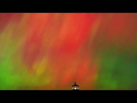 Aurora Borealis lights up skies in Oregon, across U.S.