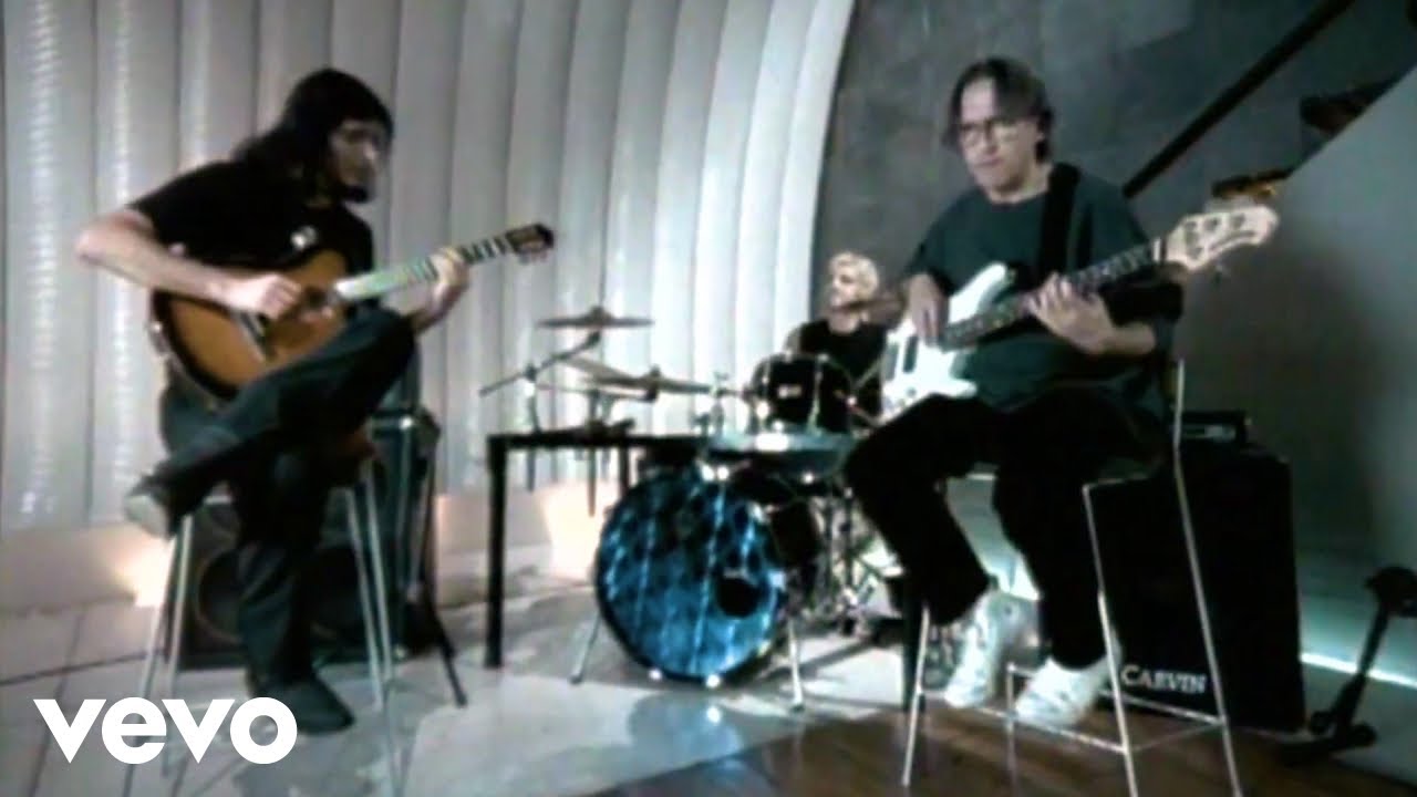 Enanitos Verdes - Amores Lejanos