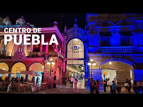 ¿Qué hacer en Puebla? Centro Histórico. ( Encontramos las cemitas enchiladas más deliciosas. )