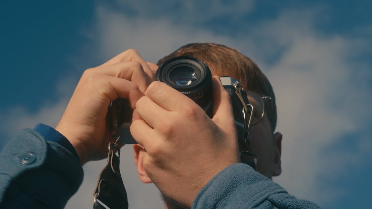 Why The Pentax K1000 Was So Damn Popular - Review & How To