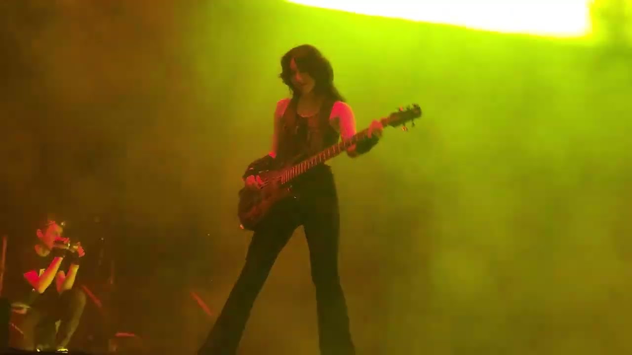 The Warning - Enter Sandman (Metallica Cover) (Arena VFG GDL 2023)