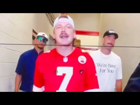 Morgan Wallen takes stage in Harrison Butker Chiefs jersey with Travis Kelce + Patrick Mahomes