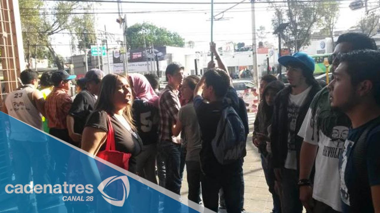 Marcha del Metro Copilco a CU en defensa de la autonomía