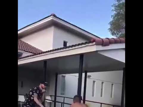 Xxxtentacion fight.