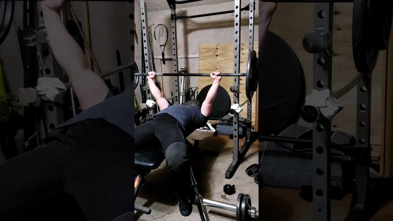 Bench Press 185 lb (84 kg)
