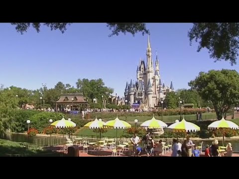 Woman arrested after entering Disneyland without paying