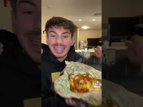Wingstop Louisiana Voodoo Fries Review #fastfood #fastfoodreview #foodreview